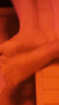 Mi Amante Y Yo Cumplimos La Fantasia De Lamentos Los Pies En El Sauna Y Sentir Nuestros Cuerpos Sudados