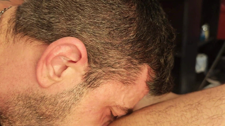 Jov mattos: Pantat Berbulu Dan Panas Di Paris