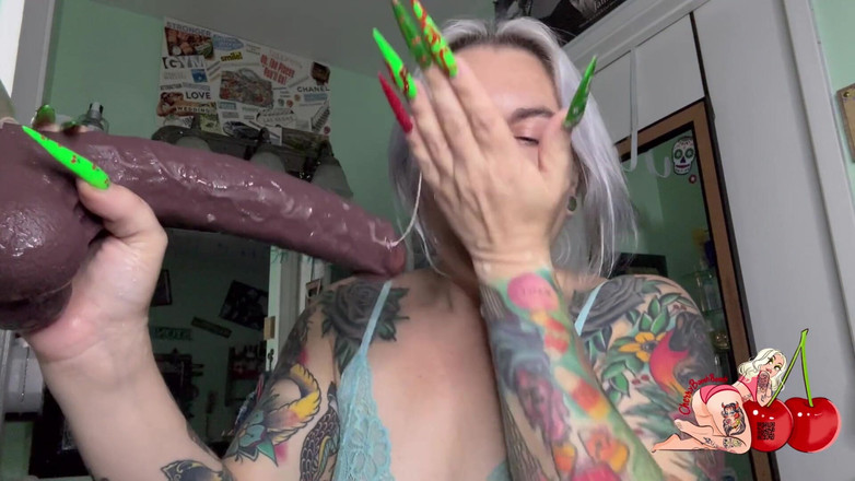 CherryBombBomb: 視点:私の大きなBBC玩具で乱れたフェラチオと手コキ