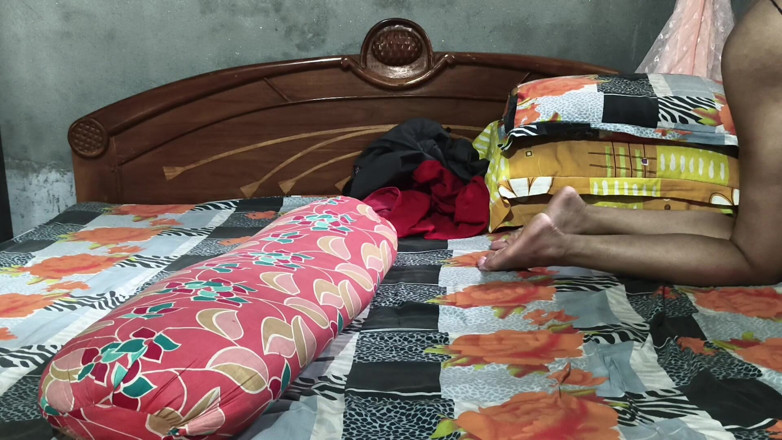 Naughtywifemonalisha178: เรื่องราว Chuda ของ Desi Bhabhi Monisha