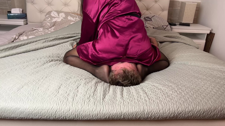 Mean Asian Wife: Bragas amordazadas sentadas en la cara en lencería con bofetadas