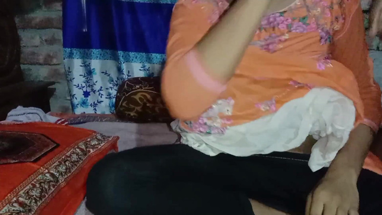 Deshi women: Desi College Girls Fast Time Anal Sex Video