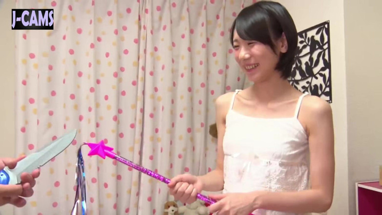 J-Cams: Pequeño cuerpo obediente, lleno en el fondo. Mashiro Kisaragi - escena 2