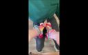 cd_aysemmm: My Stepson Cums on My Feet