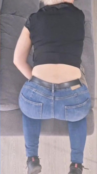 Compilație a unei MILF curvă care primește penisuri pline de pizdă și fund