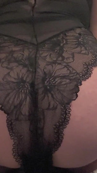 Bedtime Farts in Black Lingerie