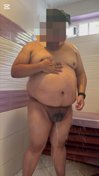 curioson32: Take a Shower with Me
