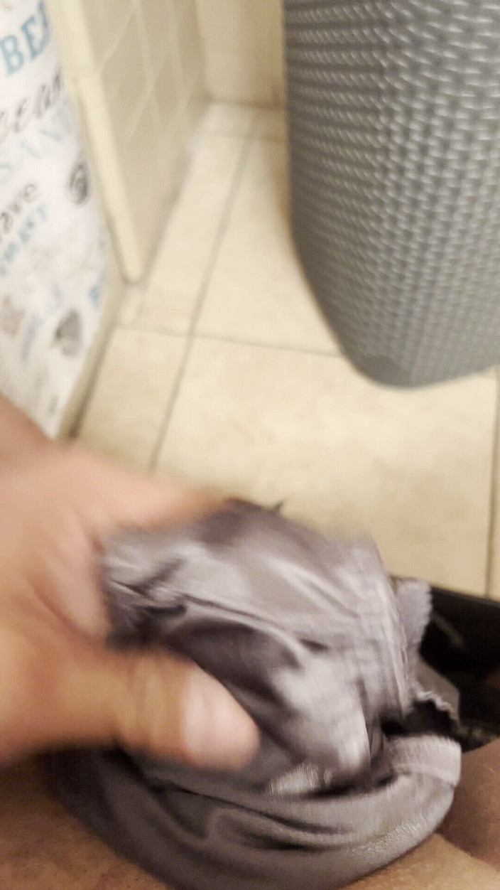 Bigbrook45: Několikanásobný motherinlaw kalhotky si to honí