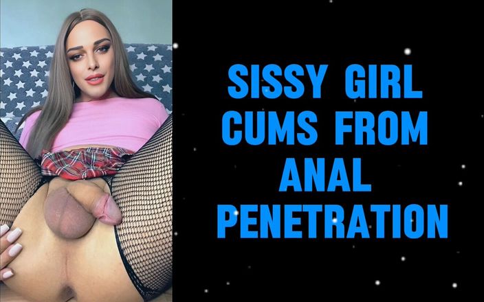 Sissy_Sasha_Q: Une tapette jouit d’une pénétration anale