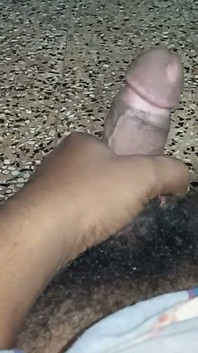 Ma belle-sœur suce ma grosse bite noire et lèche