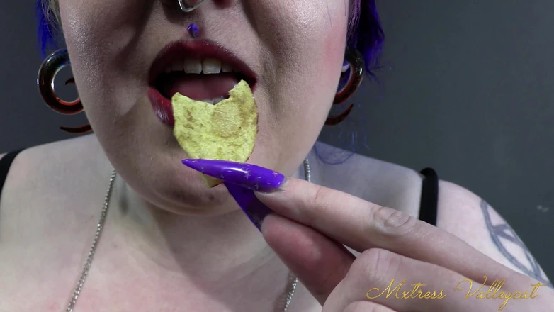 Mxtress Valleycat: I'll Eat Those So You Don't Get Fat