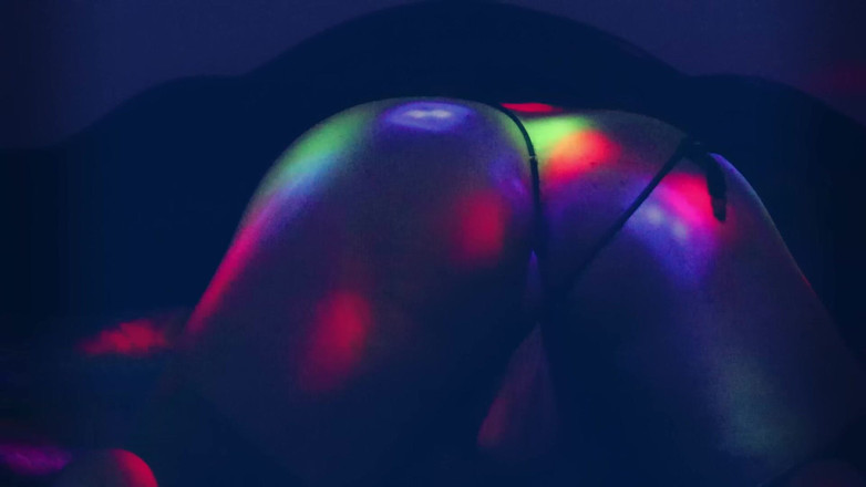 Sebapasivocaliente: Hot Ass Wiggle, Enjoy Watching My Hot Ass That Desires...