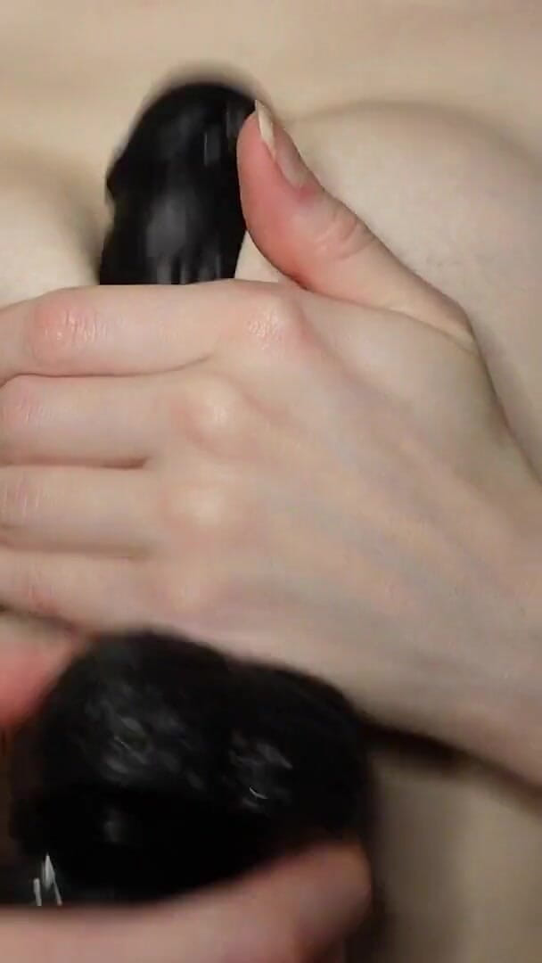 HotRedWildcat: Blowjob Auf Schwarzem Dildo Und Tittenfick Damit