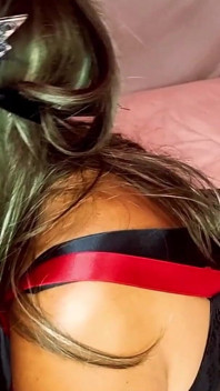 Obciąganie i głębokie gardło dla dobrego orgazmu w moich ustach