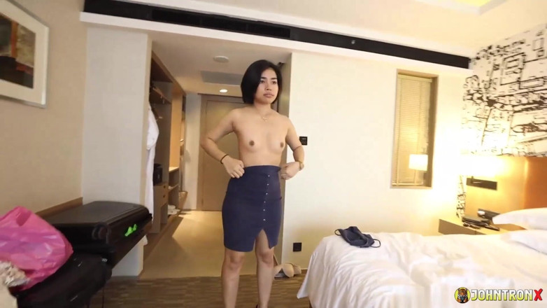 John Tron X: Johntronx - hett analknull med en sexig thailändsk amatörflicka