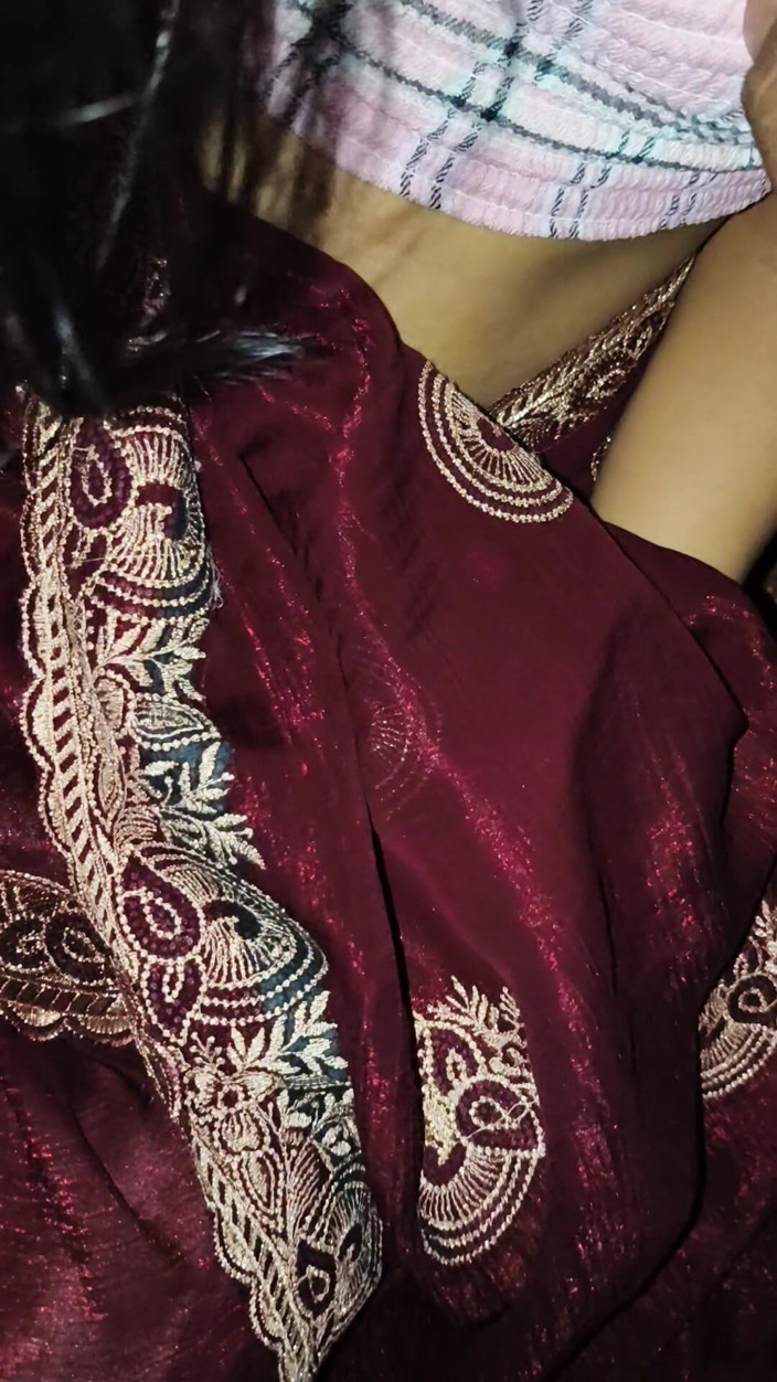 Annumastani: Femme de ménage desi sexy