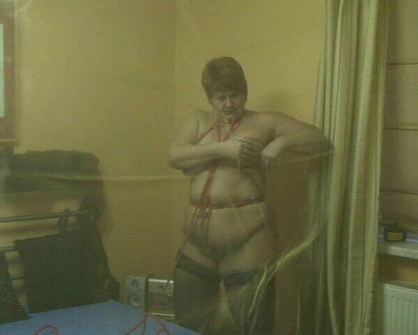 Anna Devot: Annadevot - geheimes selbst-bondage-video