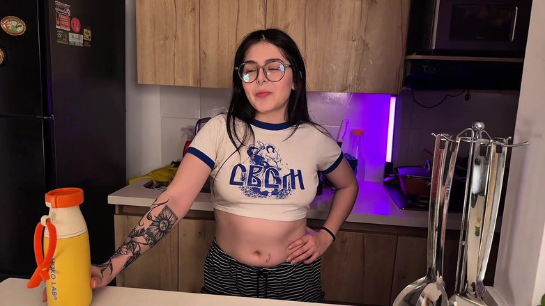 DaliaMorgan: Измена моей подруге с моей сводной сестрой