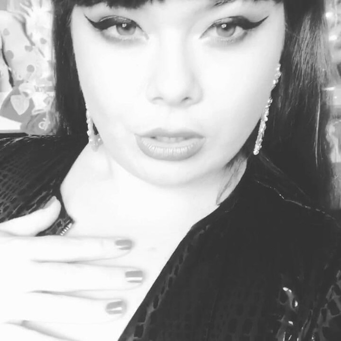 Roxanne Miller: Black and White Goddess