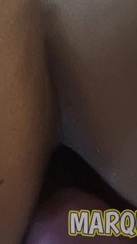 Un photographe coquin finit par se retrouver dans le mannequin de webcam