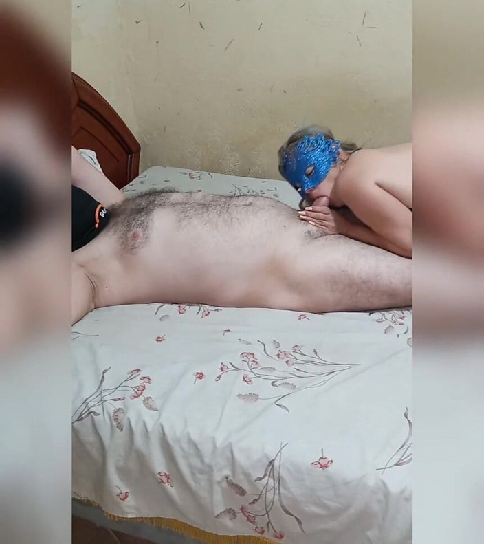 Pikaa6: Il lattiere è arrivato e mi interpreta molto ricca mentre mio...