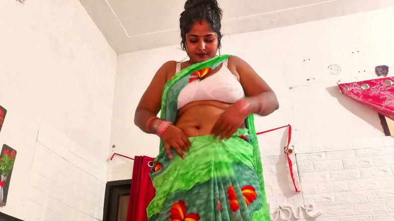 Raj pallvi: Indiancă Desi Bhabhi care face sex cu iubitul în timp ce...