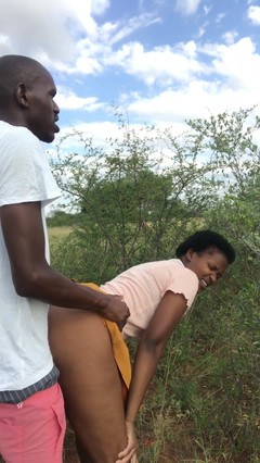 F-Character: Açık havada hızlı seks