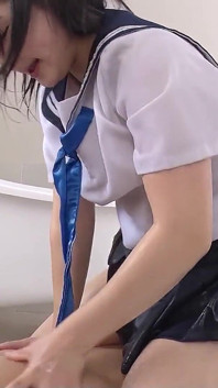 Unzensierter japanischer Nuru Massage creampie-sex mit zierlichem cosplay teen 18 von Kunden