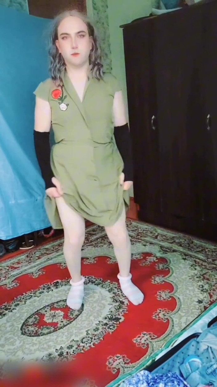 Kitty_Cross: Повія з великою дупою кроссдрессер сіссі, гей, біла дупа, сексуальне плаття