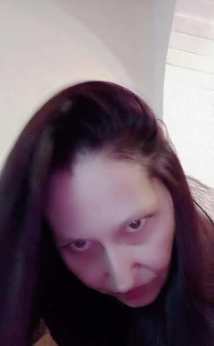 Dominatrix Redsonyja: Footfetis，三重女郎（问我）和红皇后