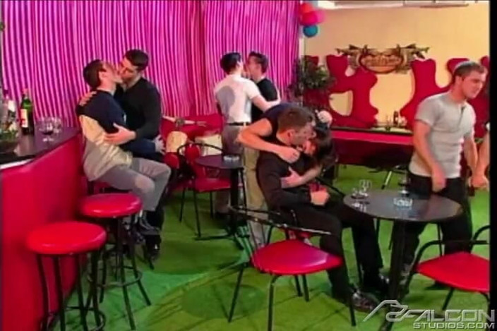 Falcon Studios: Les hommes de la Hongrie