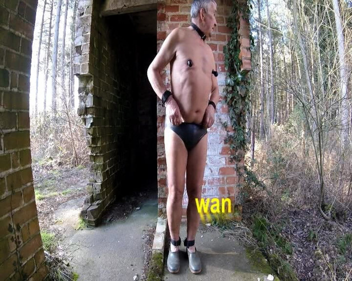Andy: Hrát oblečení