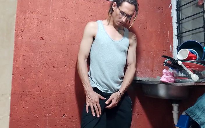 Raba erre elle: Aku masturbasi atau meledak dan itu keduanya karena rabaerre