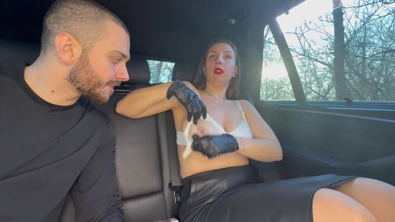 Hottie goddess: 밀키 여신 자동차 플레이