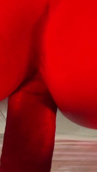 Eu tinha sua comdom cheia de mijo na minha boca enquanto ele fodeu minha bunda
