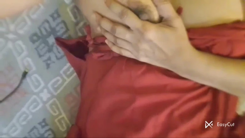 zarahkhan: Indian House Wife Fingering