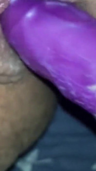 Bbwbootyful follando mi coño con 12 pulgadas Didlo creaming