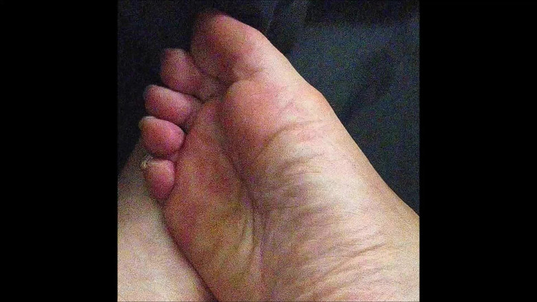 Haydee Rodriguez: Pemujaan kaki bareng lotion