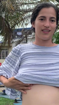 Invito un ragazzo a scoparmi