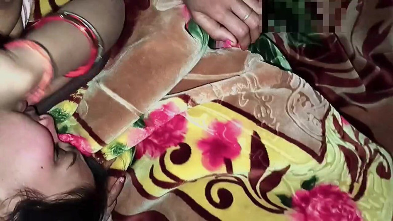 Your nisha bhabhi: Bhabhi Jine Cream Lgaya atau Land Ko Chusa