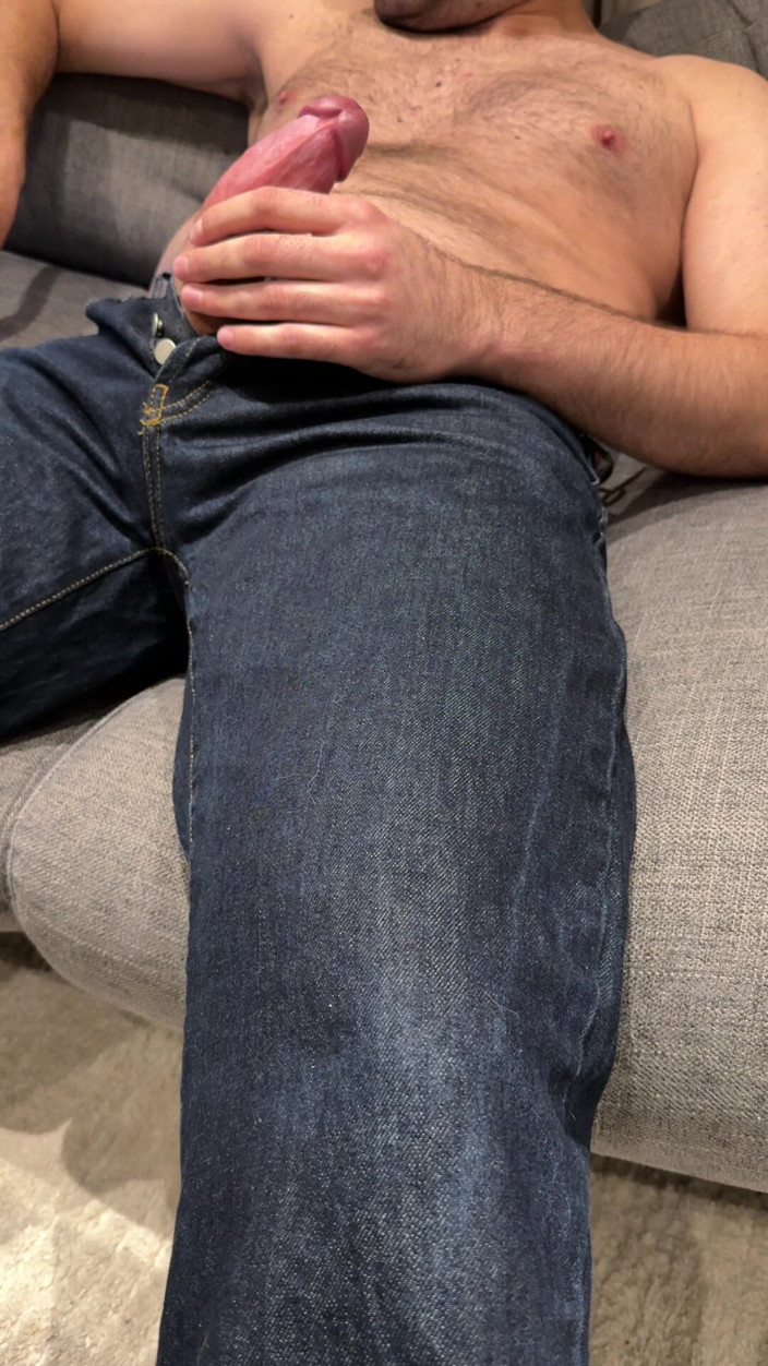 Cock in Jeans: Porno gucken in engen jeans - auf mich kommen