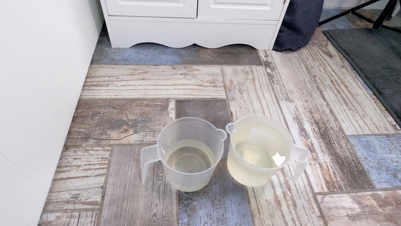 Lily kink: Bad Mit Natursekt