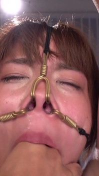 破碎的耻辱。不知所措的美女陷入黑暗的欲望！