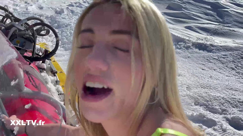 XXLTVFR: Pause sexuelle avec la neige