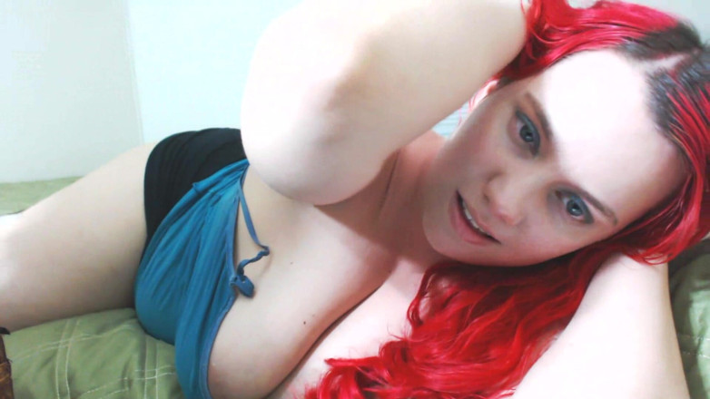 Scarlet Vixen: Tittenspiel im bett