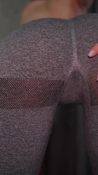 Fetiche de coño en pantalones de yoga - parte 1