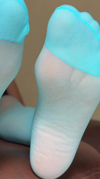 Foot Massage of Asian MILF Domme