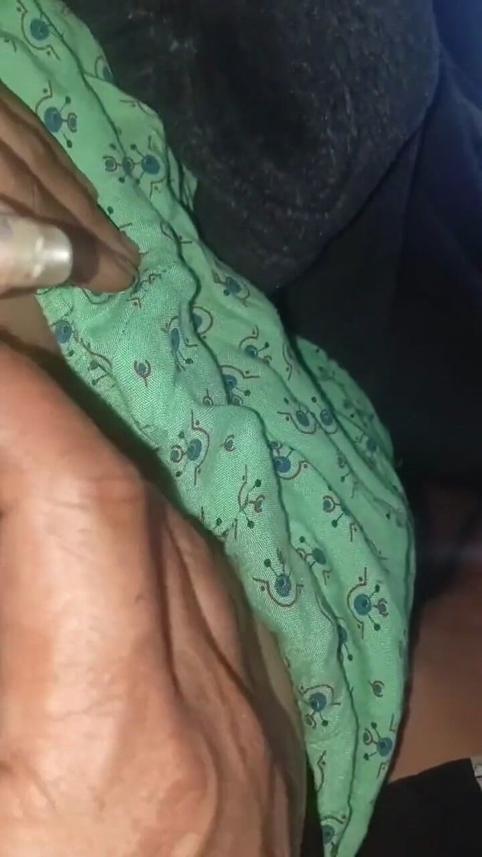 X69: Nowa nepalski domowa Priya Rai