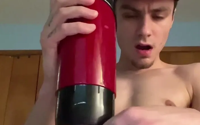 Ky Strokes: Intense Solo Masturbation With Finish