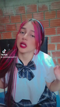 Colombian Girl Makes Tiktok for Her Best Friend and Then Sucks His Dick Part #1